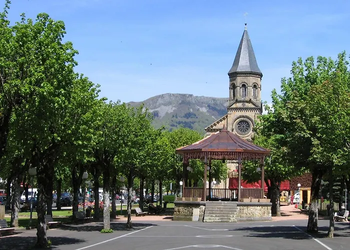 Centre: T2 Confort Avec Ascenseur Et Wi-fi - Fr-1-608-118 La Bourboule